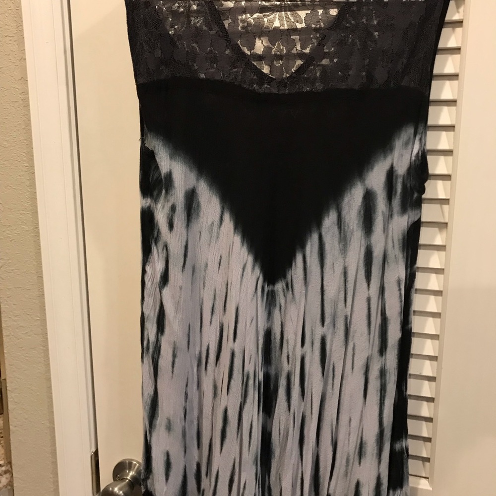 Boho sleeveless blouse